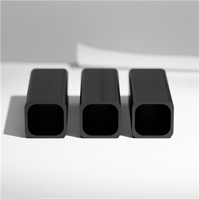 Tub de fibra de carboni reforçat